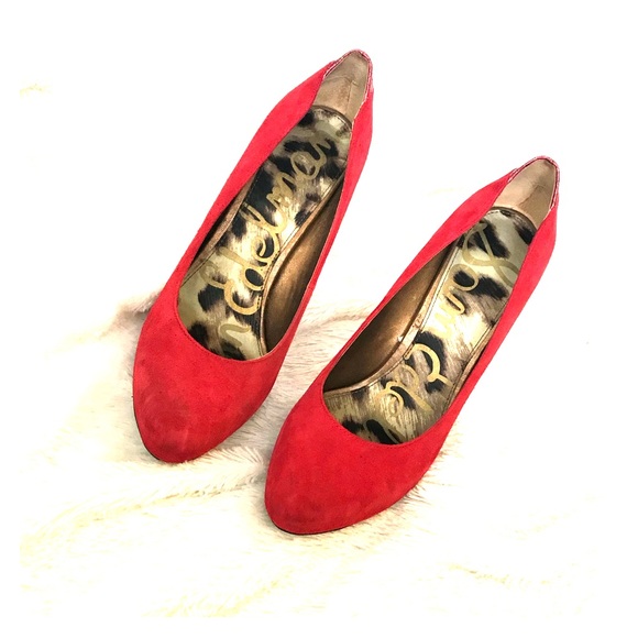 sam edelman red pumps